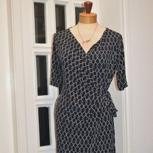 Motherhood Maternity // Dress // Large // NWT